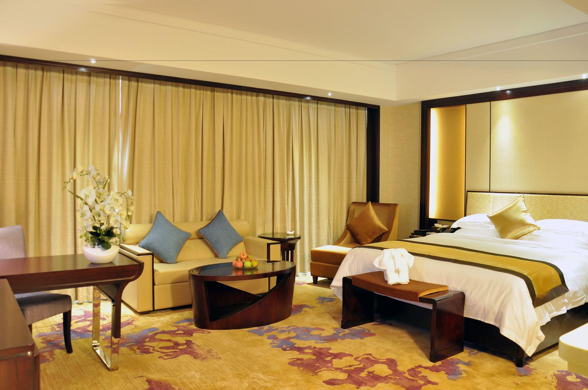 Conifer Garden Hotel Haikou  Exterior photo