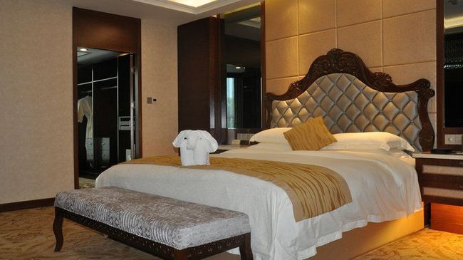 Conifer Garden Hotel Haikou  Exterior photo